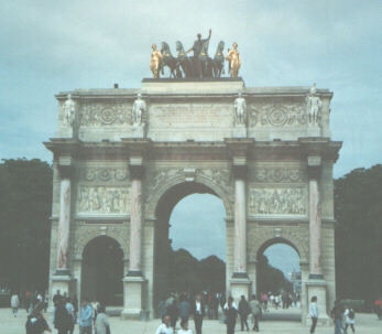 'Mini' Arc de Triomphe